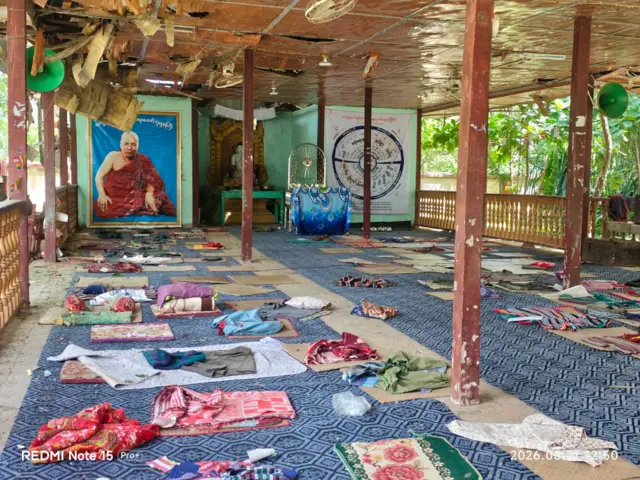 သြဂုတ် ၂၁ ရက်၊ မနက်ပိုင်းက လေကြောင်းဗုံးကြဲခံရတဲ့ မြောင်မြို့နယ် ဆွဲလွဲအိုရွာက ဇေဋ္ဌဝါဒီဘုန်းကြီးကျောင်း