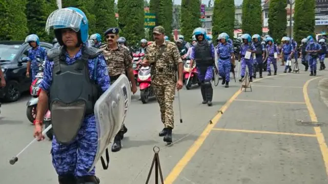 जारी गतिरोध के बीच असम सरकार ने मेघालय में फंसे लोगों की मदद के लिए हेल्पलाइन नंबर शुरू किए हैं