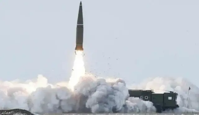 Iskander waxaa loo arkaa gantaalka ballistic-ga ugu awoodda badan adduunka