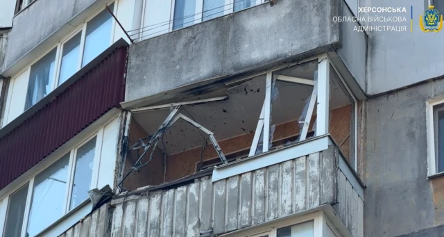 квартира, в которую попал дрон в Херсоне