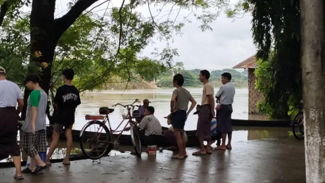 ကျုံပျော်မြို့မှာ သြဂုတ်လ ၂၃ ရက်တုန်းက မြစ်ရေတက်တဲ့အခြေအနေ