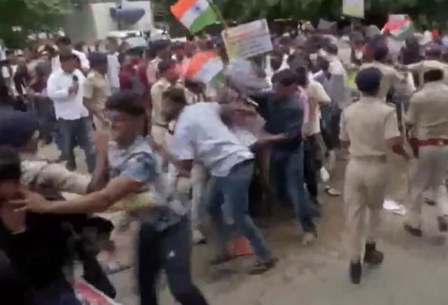 प्रदर्शन