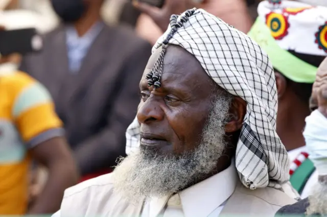 Wani mai bikin Maulidi a birnin Addis Ababa na ƙasar Ethiopia a watan Oktoban 2021