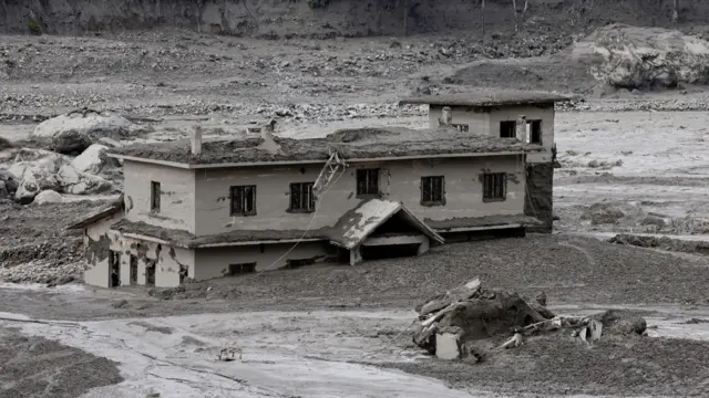 نیپال میں سیلاب