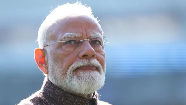 नरेंद्र मोदी