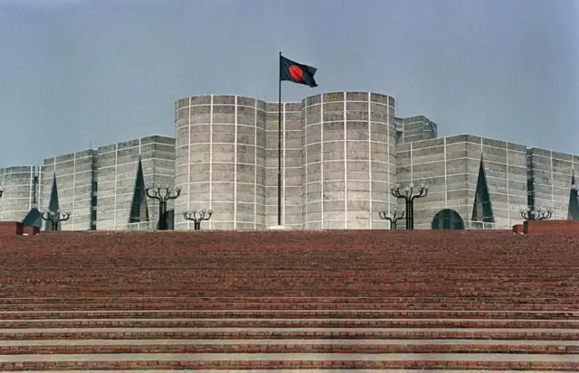 বাংলাদেশের জাতীয় সংসদ ভবন