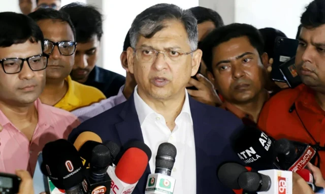 স্বরাষ্ট্রমন্ত্রী সালাহউদ্দিন আহমদ