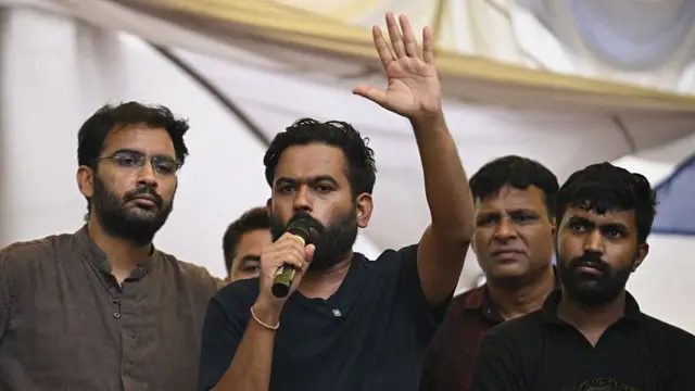 अभिजीत दीपके