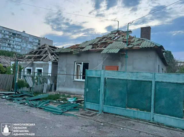 Последствия атаки беспилотников в Николаеве