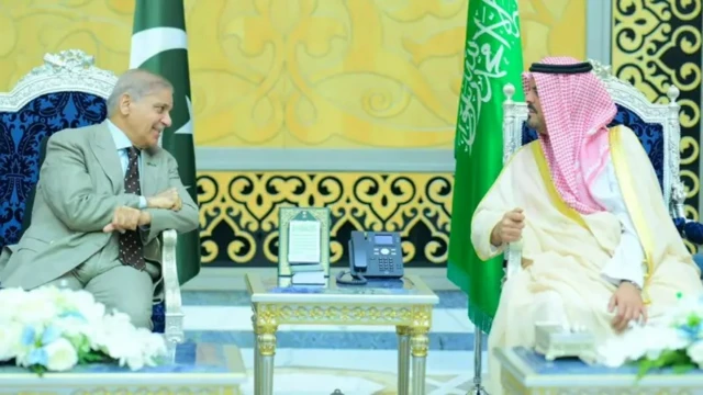 Maxamed Bin Salman iyo Shahbaz Sharif