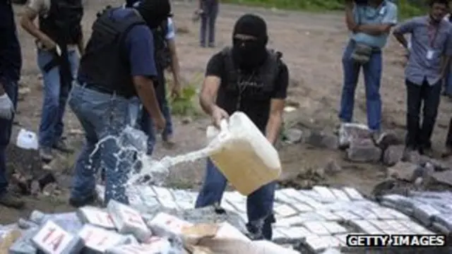 온두라스는 미국으로 밀수되는 코카인의 주요 경로이기도 하다