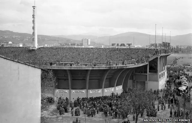 %name El día en que los OVNIS quisieron jugar: Un encuentro surrealista en el Estadio Artemi Franchi que dejó un legado de misterio e incredulidad