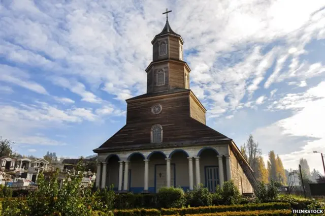 奇洛埃島上的教堂