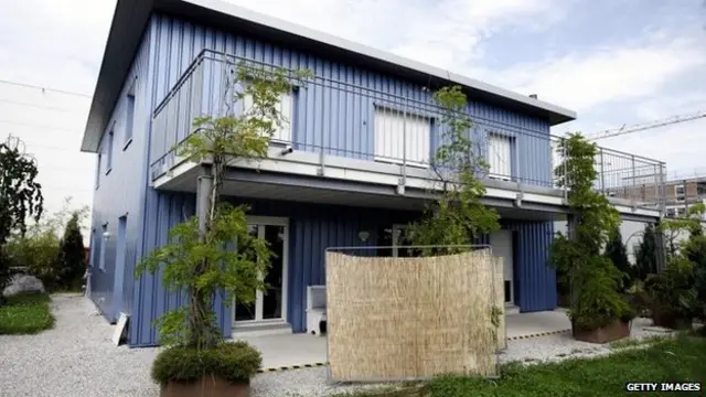 ＂尊严＂的办公室位于瑞士苏黎世附近。