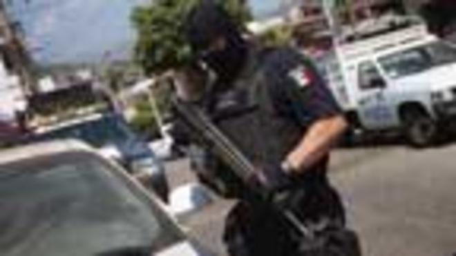 Policía mexicano