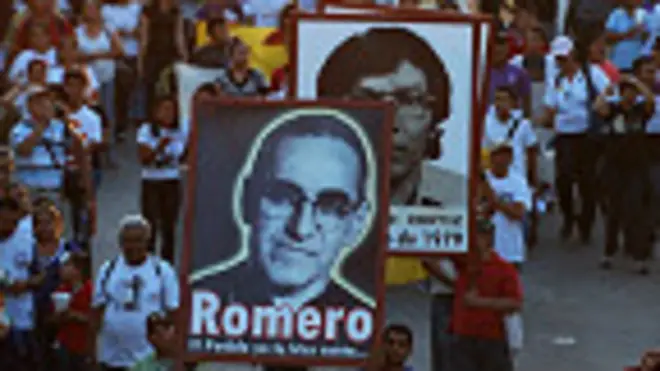 Marcha en recuerdo de Monseñor Romero