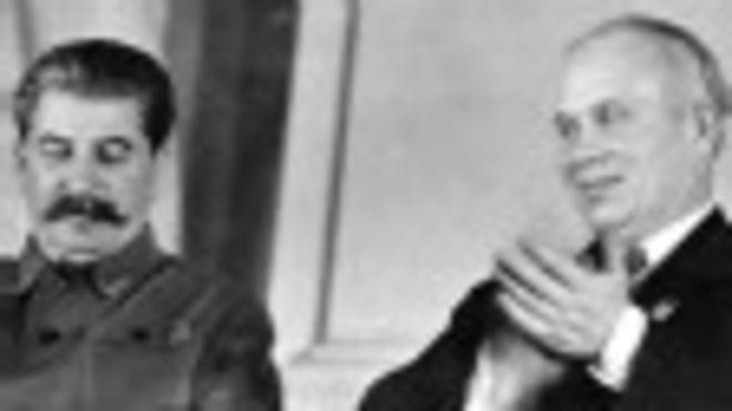 Иосиф Сталин и Никита Хрущев в президиуме X съезда комсомола (1936 г.)