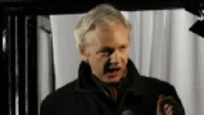 Джулиан Ассанж