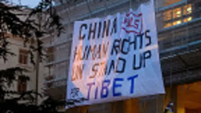Protesta por derechos humanos en Ginebra