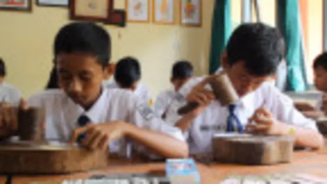 sekolah wayang