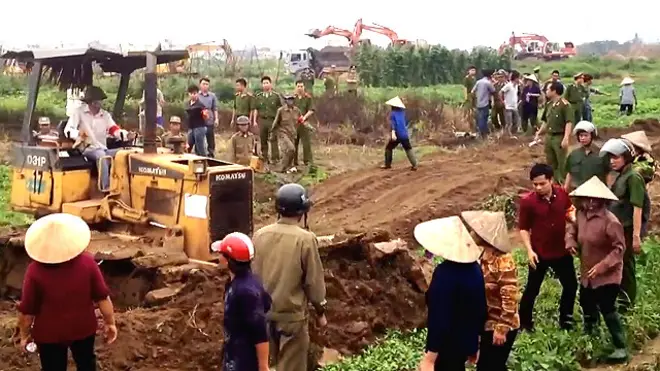 Khiếu nại đất đai