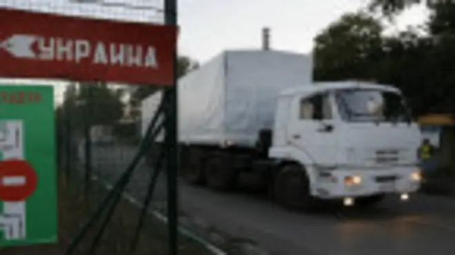 Camión cruza la frontera hacia Ucrania