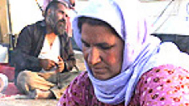 Mujer de la minoría yazidí en un campamento de refugiados en Kurdistán