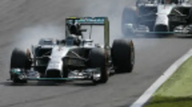 Mercedes de Hamilton (izq.) y de Rosberg (der.)