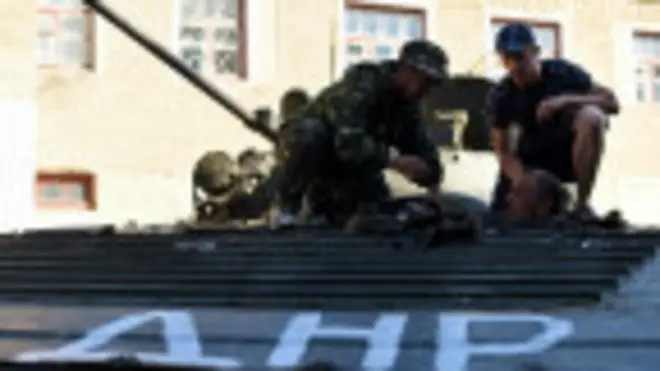 СНБО: сепаратисты заставляют жителей Донбасса получать российские паспорта