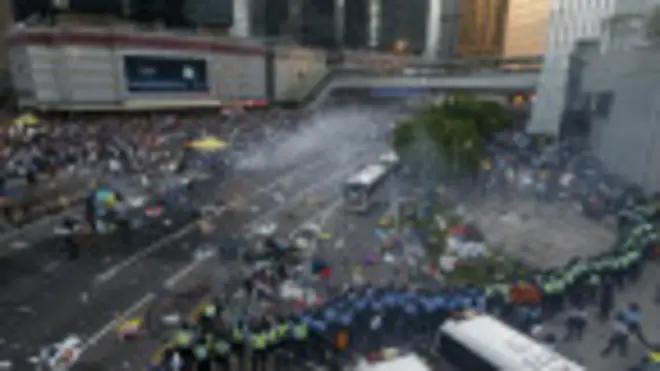 示威市民和學生