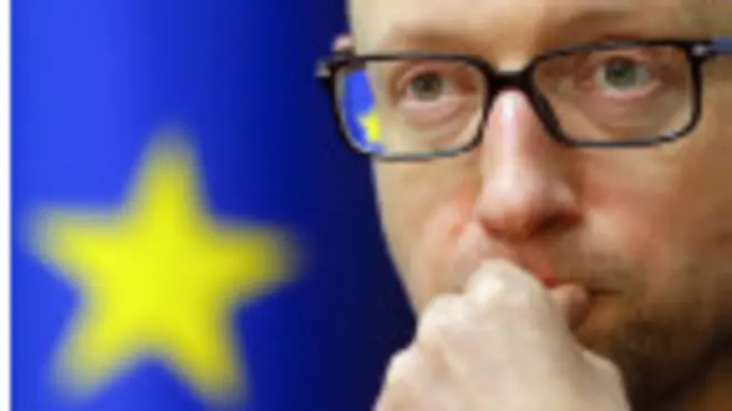 Яценюк: західні санкції проклали шлях до Мінських угод