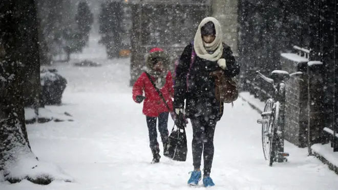 Hujan salju di New York