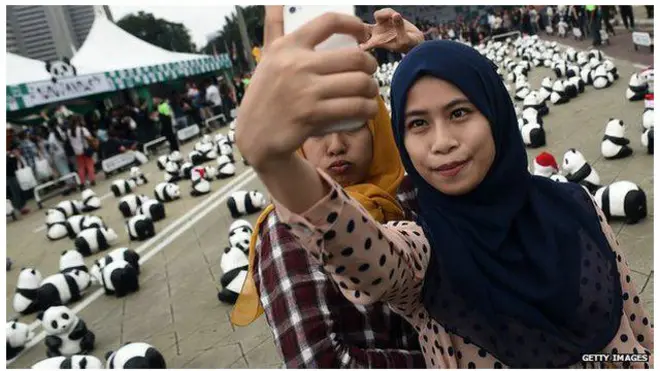trensosial, felix siauw, selfie haram, selfie4siauw, ulama, ustadz