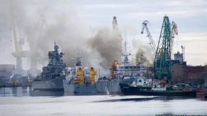 रूसी पनडुब्बी में आग