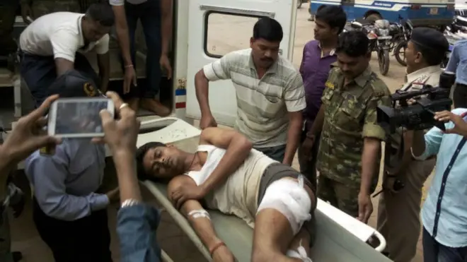 नक्सली हमले में घायल जवान