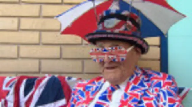 英国王室支持者Terry Hutt胡特