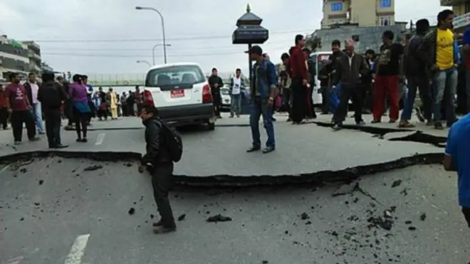 नेपाल भूकंप के तुरंत बाद ली गई एक तस्वीर