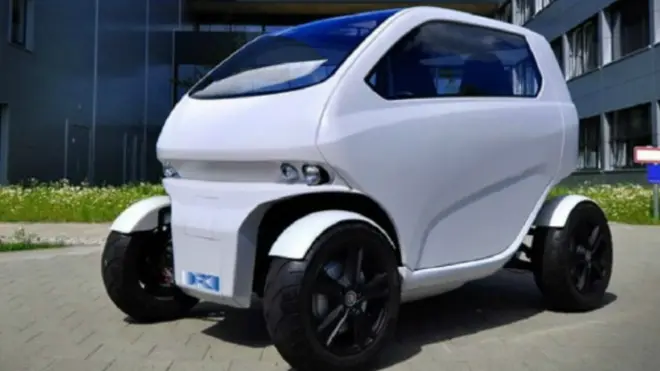 ईओ स्मार्ट कार