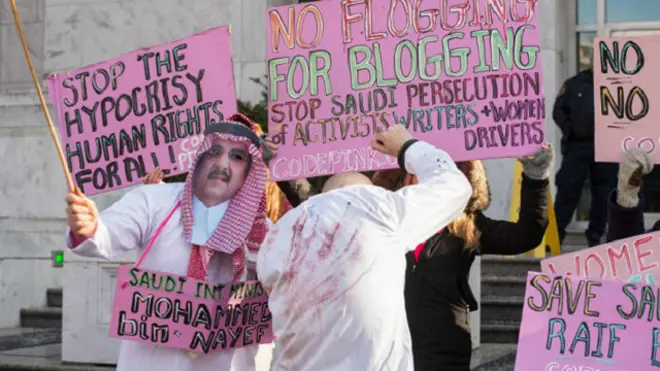 Demonstrasi menentang hukuman cambuk