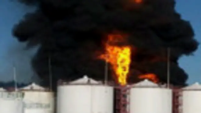 При взрыве на нефтебазе пострадали минимум 6 пожарных - Аваков