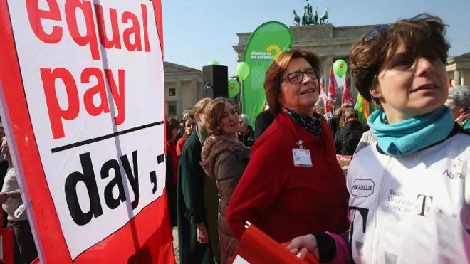 भुगतान में बराबरी