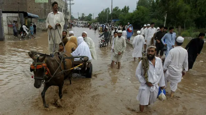 पाकिस्तान में बाढ़
