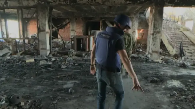 Том Барридж в аэропорту Донецка