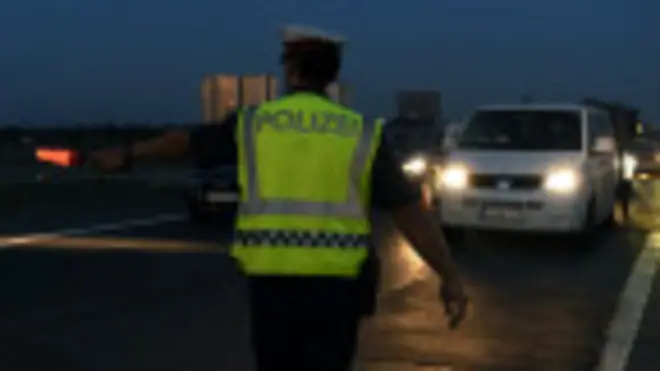 Австрия усиливает контроль на границах в связи с мигрантами