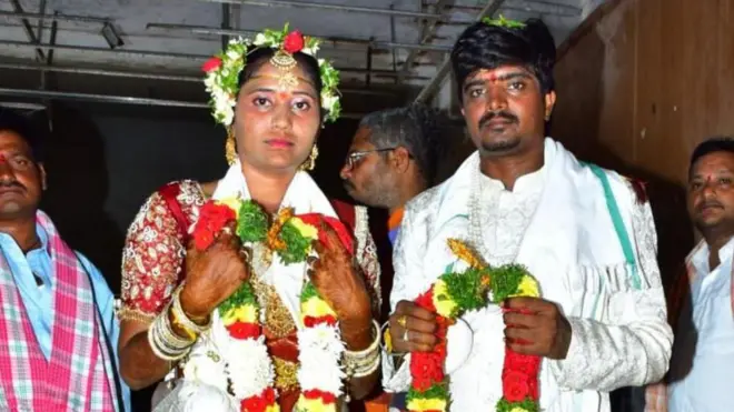 గద్వాల హత్య, మేఘాలయలో హనీమూన్, గద్వాల ఎస్పీ