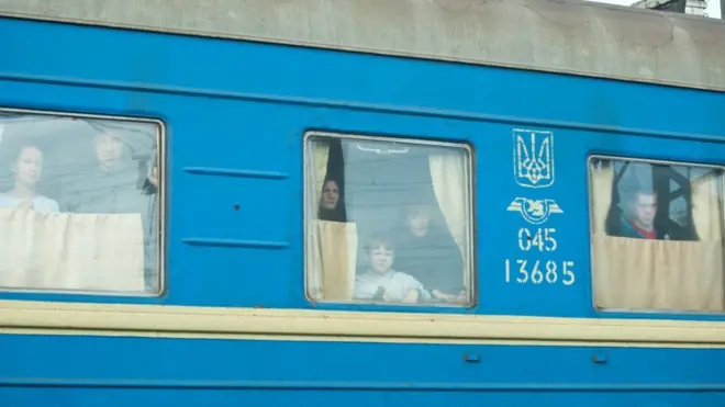 "Укрзалізниця" обіцяє розслідувати усі скарги пасажирів на неналежні умови у вагонах поїздів