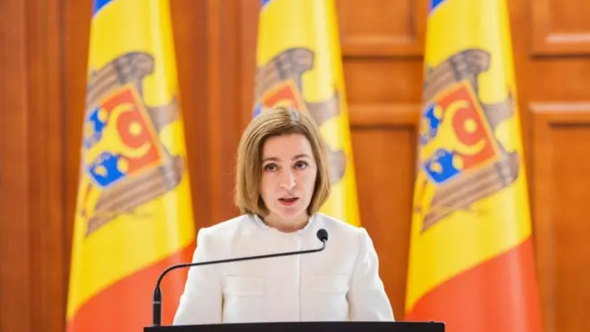 13 лютого Мая Санду оголосила, що Росія готує переворот у країні