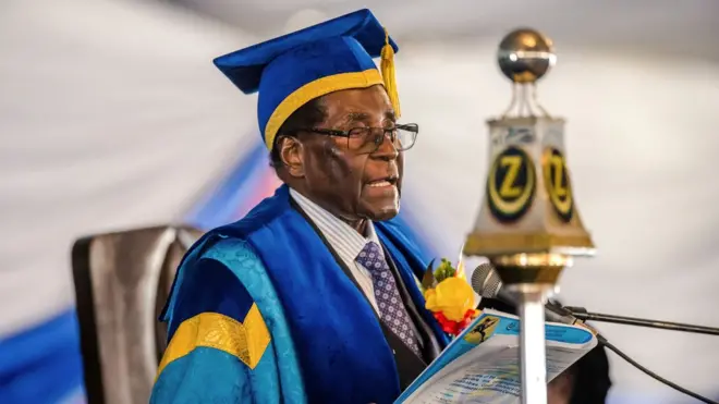 Mugabe n'est plus présent à la tête du pays mais son système demeure dénonce l'opposition