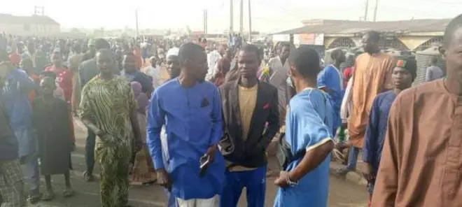 Awọn oluwọde naa