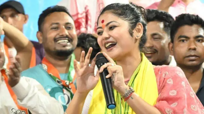 सयानी घोष टीएमसी की लोकसभा सांसद